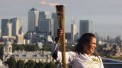 Olympic torch: Flame begins 7 day  tour of London