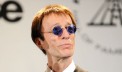 Family Vigil As Robin Gibb Fights For Life